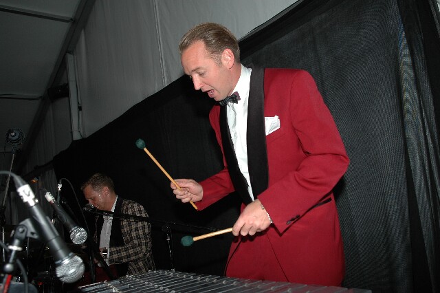 min 2008 05 03 retro rhythm 583